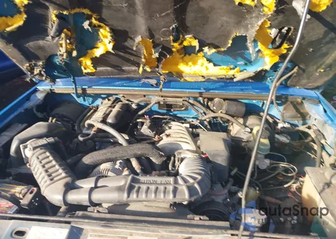 1992 Ford Ranger z USA, uszkodzony, nr VIN 1FTCR10U2NUA46053